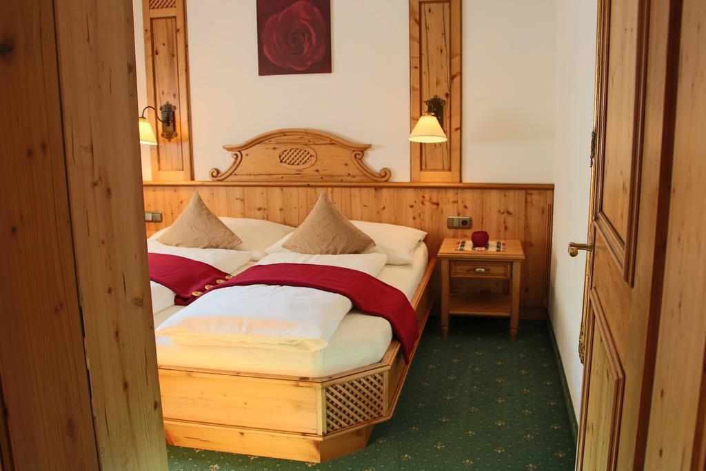 סנט גילגן Ferienwohnung Schossleitner - Der Wohlfuehl-Ansitz Am Wolfgangsee Mit Weitblick חדר תמונה